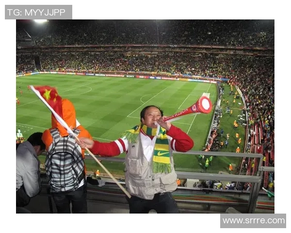 足球明星手腕绑带技巧视频集锦展现运动风采与个性魅力 足球明星手腕绑带技巧视频集锦展现运动风采与个性魅力